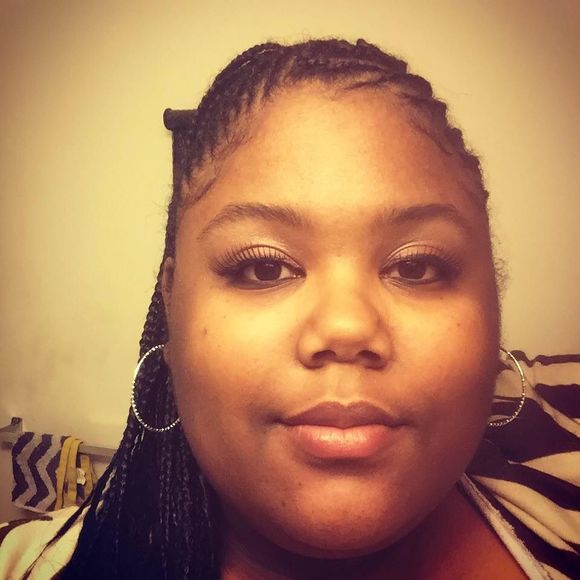 Meet your Posher, Shanel - Picture 1 of 1